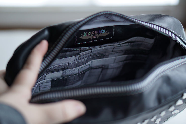 Ew, David Catalina Crossbody
