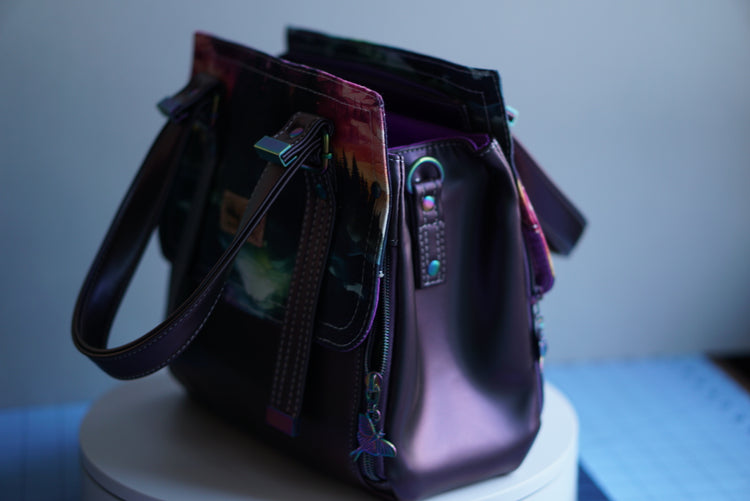 Rainbow tree line Vadon Handbag