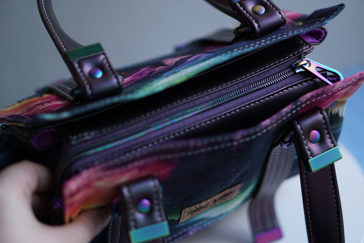 Rainbow tree line Vadon Handbag