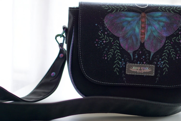 Moth Almendra Shoulder Bag