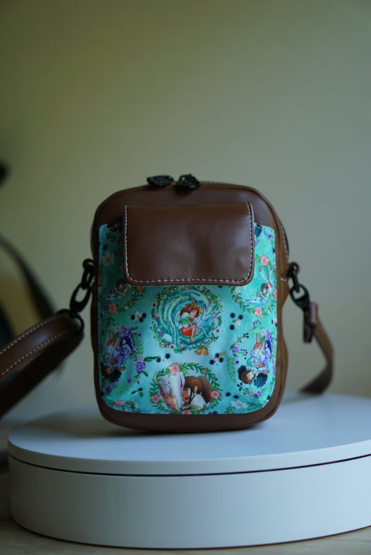 Spirit Daycation Crossbody